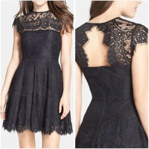 Revolve BB Dakota size 8 black lace lined A-Line Fit & flare dress 410B2